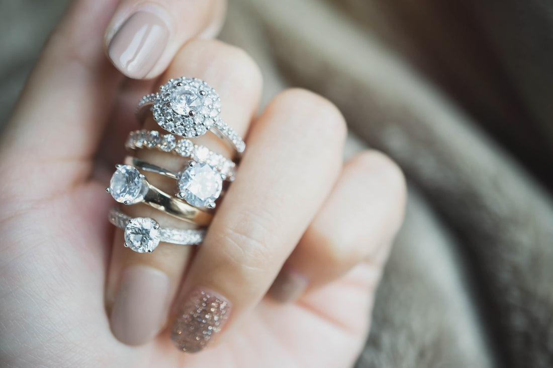 lab grown diamond engagement rings